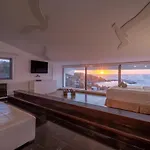 Icarus Luxury Beachfront Villa