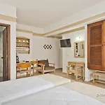 Philoxenia Studios 2
