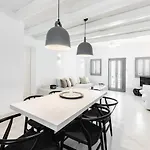 Philosophia Luxury Villa