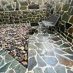 Beautiful Studio With Private Yard