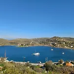 Vourkari Bayhouse