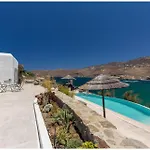 Lkm 5 Bed Villa Roxane Ftelia