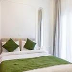 Lux 2 Bedroom Apt Next To Metro