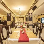 Fabhotel Prime Om Epic Vijay Nagar