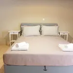 Athens Campus Renovated Studio Apartment @ Ilisia