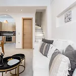 Cozy Comfy Town House