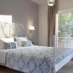 Lilly Apartments