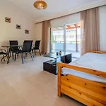 Veta Apartment - Seaview