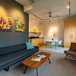 Artistic Spacious Studio Apartment Next To Metro Monastiraki