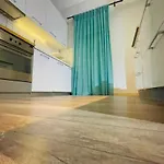 Luxury Apartment In City Center