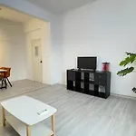 Uoohome7 Garden One Bedroom