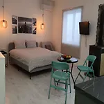 Palaio Faliro Suite Delux Near The Sea