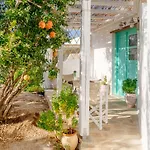 Xerolithia Guesthouse