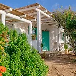 Xerolithia Guesthouse