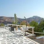 Siesta Villas Nearby Tzanaki Beach Livadi