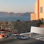Red Cliff Santorini Villa - Volcano View & Jacuzzi