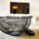 Spacious 2Bedroom Apartment Near Athens And Sea