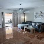 Spacious Apt! Glyfada Downtown! Next To The Beach!