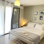 Filippos House