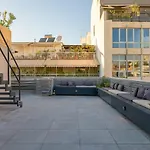 Your 4 Bdrm Dream House Acropolis View & Jacuzzi