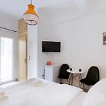 Cosy Studio In The Petralona Neighbourhood