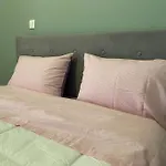 Cozy New Apartment Near The Beach