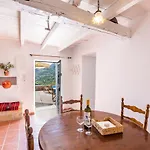 Olive Grove Cottage
