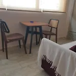 Tiny Studio 2 Min Walking Distance From The Port
