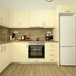 Santa Barbara A2 Modern 65Sqm Apt Nea Smyrni