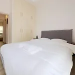 Santa Barbara A2 Modern 65Sqm Apt Nea Smyrni