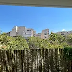 Chic Apt Near Acropolis - Avdi Square