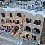 Antonia Apartments