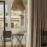 Dema Luxury Suites - Perikleous E6