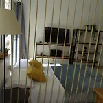 Zeus Bright & New Apartment - 25' Walk To The Acropolis