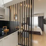 Dema Luxury Suites - Perikleous E8