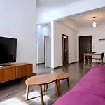 Gk Psyri Apartment