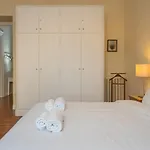 1930'S Neoclassical Apt In The Heart Of Athens