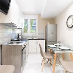 Aiolos Luxury Alimos Kalamaki Market Apartment 3 Near The Sea