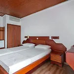 Binji Hotel