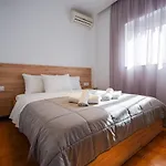 Zoe'S House