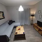 Nice& Cozy Flat 1Min From The Heart Of Athens.Wifi