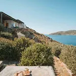 Serenity Beach Villa - Port View