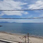 Fania 2 Rooms In Front Of The Sea