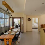 Auster House Santorini