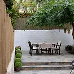 Irida'S Detached House With Lovely Garden/Yard In Athens City Center