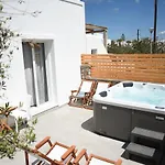 White Wave Villa, 3Min Walk From Beach