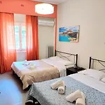 Family Apartment Near Acropolis