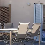 Downtown Cocoon With Roof Deck