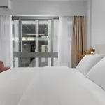 Ιωκα Suites / The Urbitality Project
