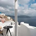 Gala Suites -Volcano View